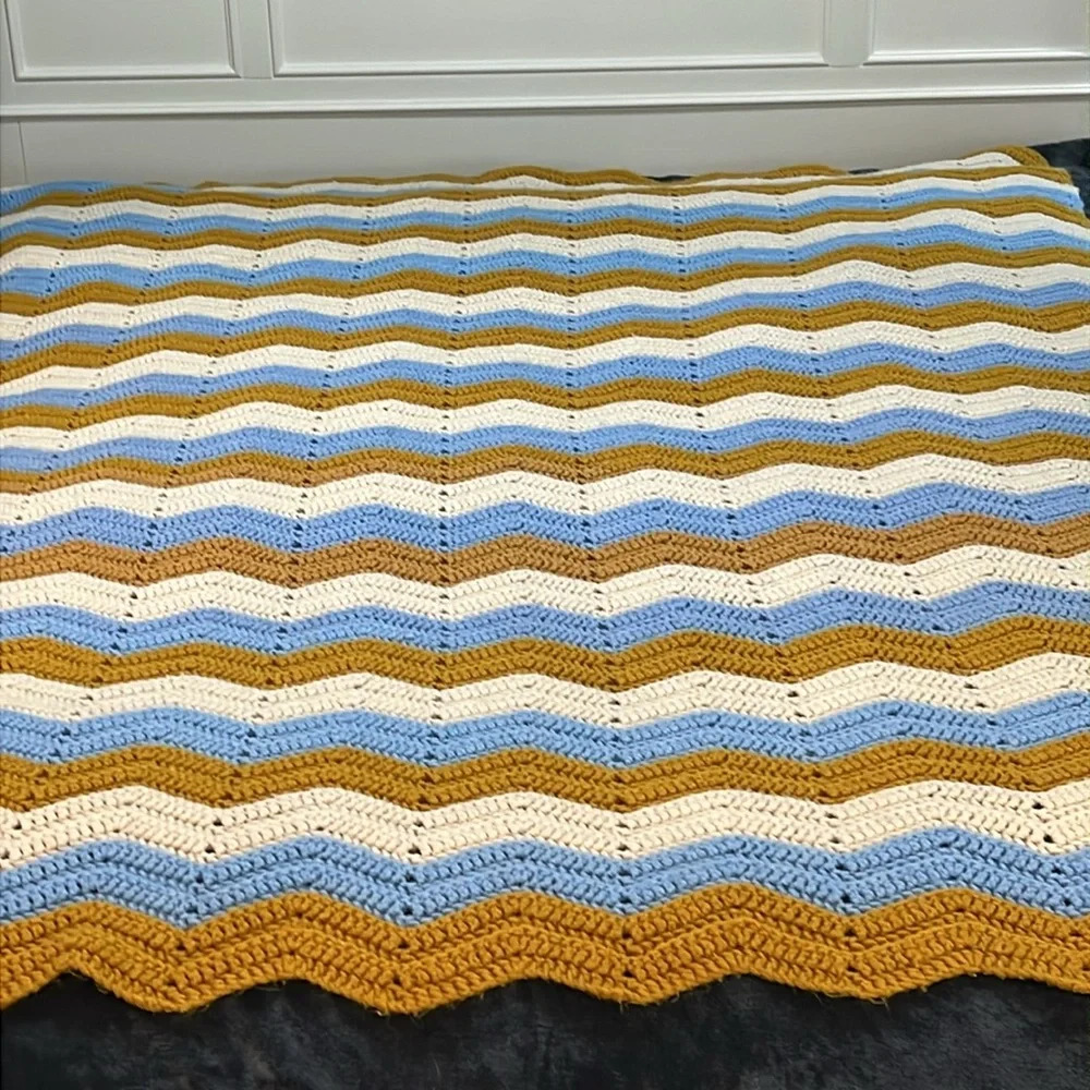 Crocheted Blue, Cream & Tan Chevron Design Afghan. 76”x‎ 52”.